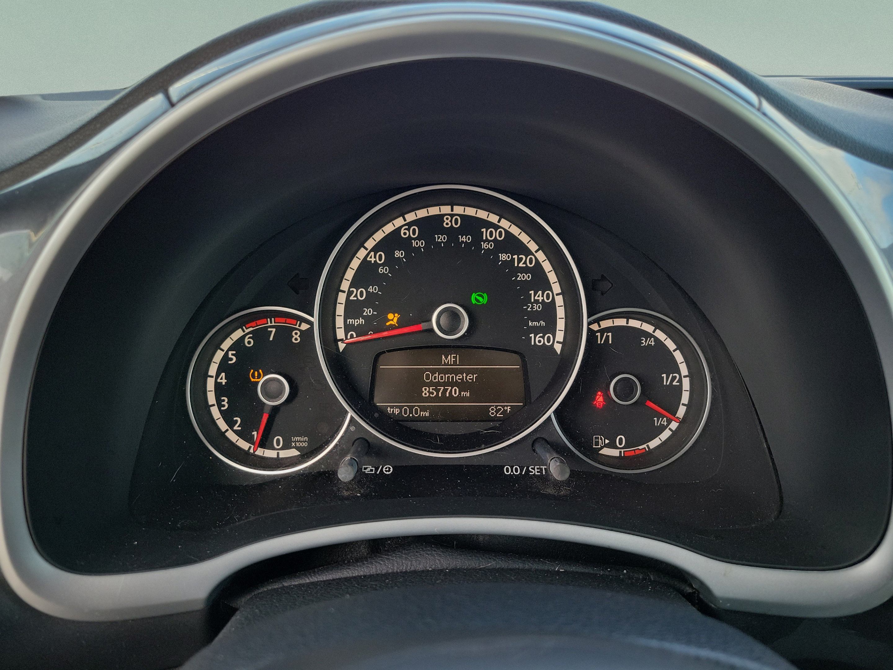 Used 2014 Volkswagen Beetle 2.5 FWD image 27