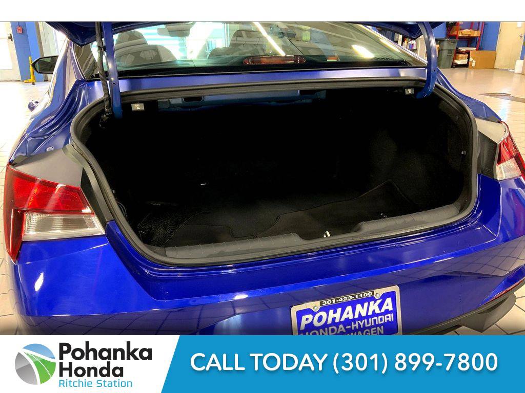 Used 2023 Hyundai Elantra SEL w/ Convenience Package image 27