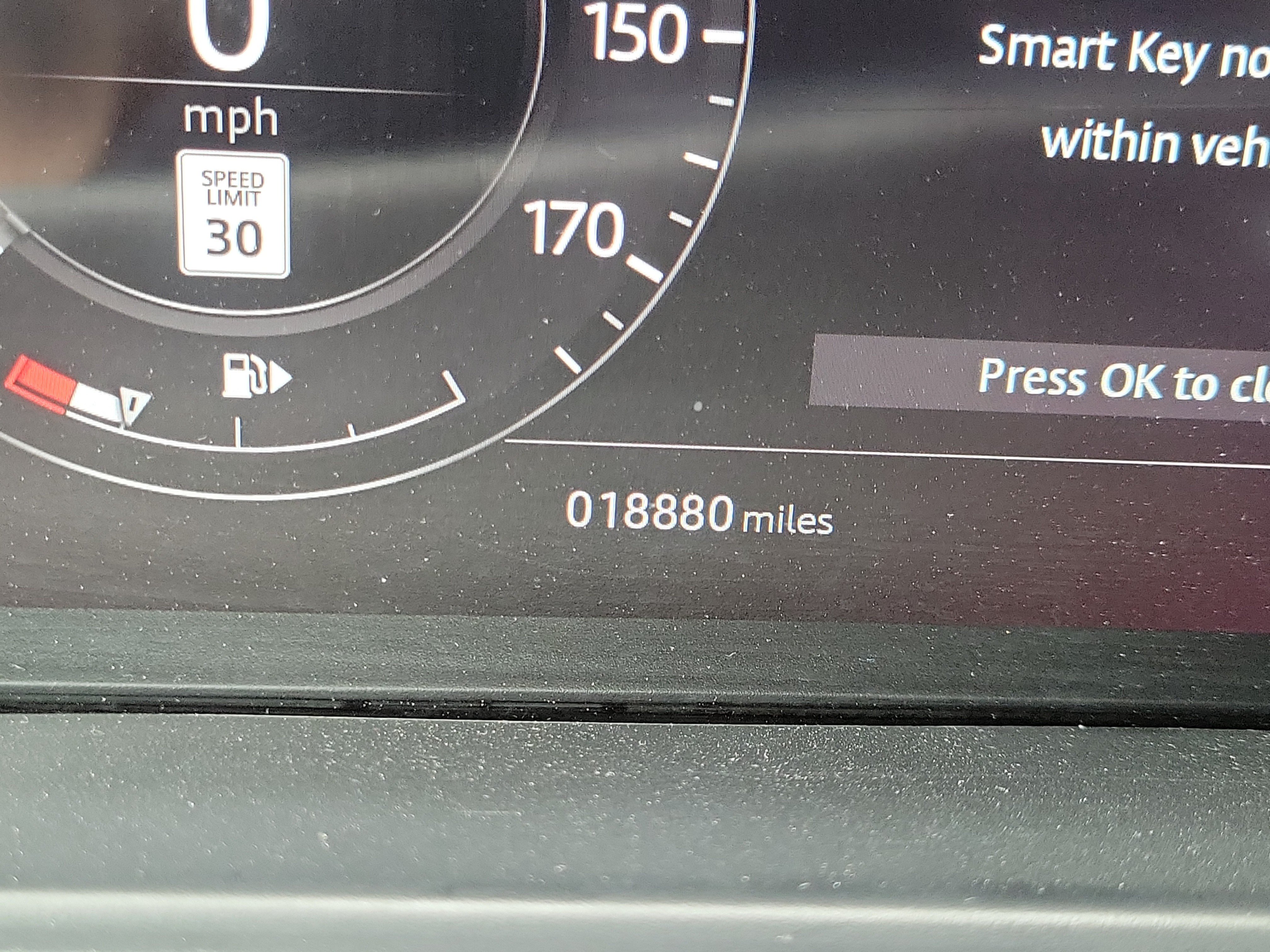 Used 2019 Land Rover Range Rover Velar R-Dynamic HSE AWD/4WD image 21