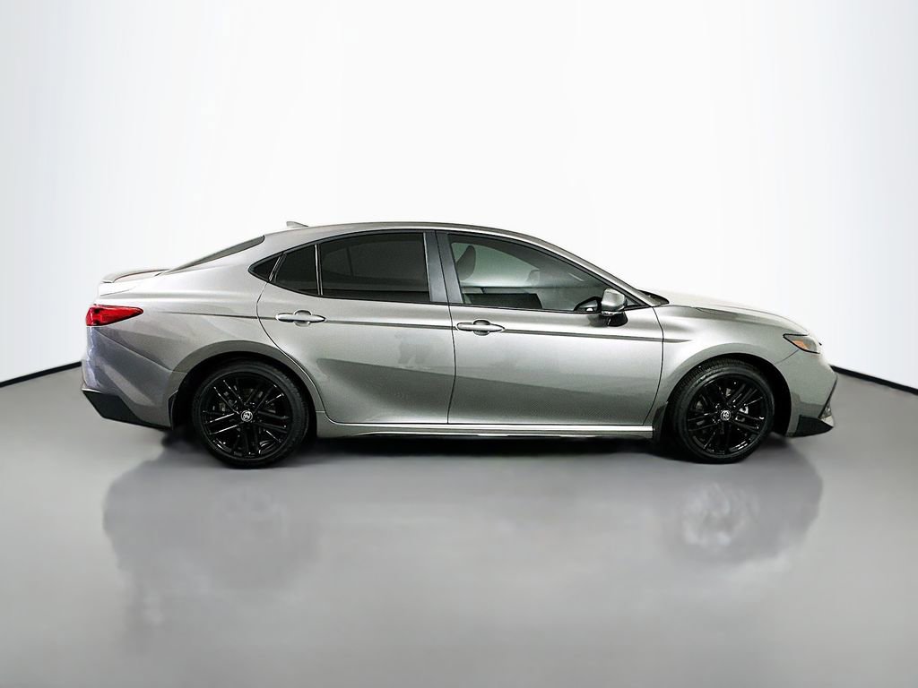 Certified 2025 Toyota Camry SE w/ Convenience Package image 4
