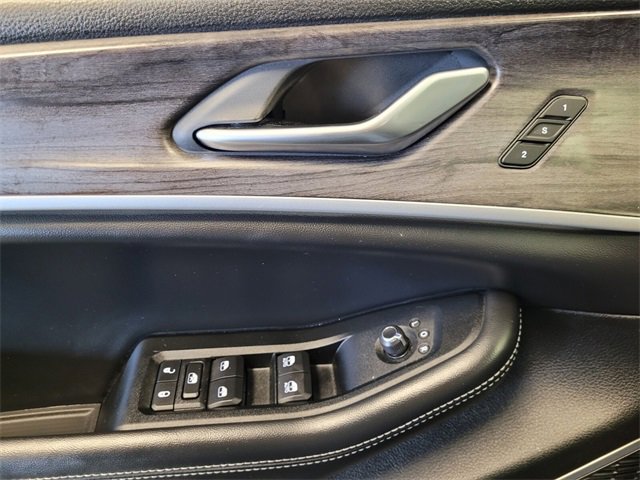 Used 2022 Jeep Grand Cherokee Limited 4xe w/ Luxury Tech Group II image 29