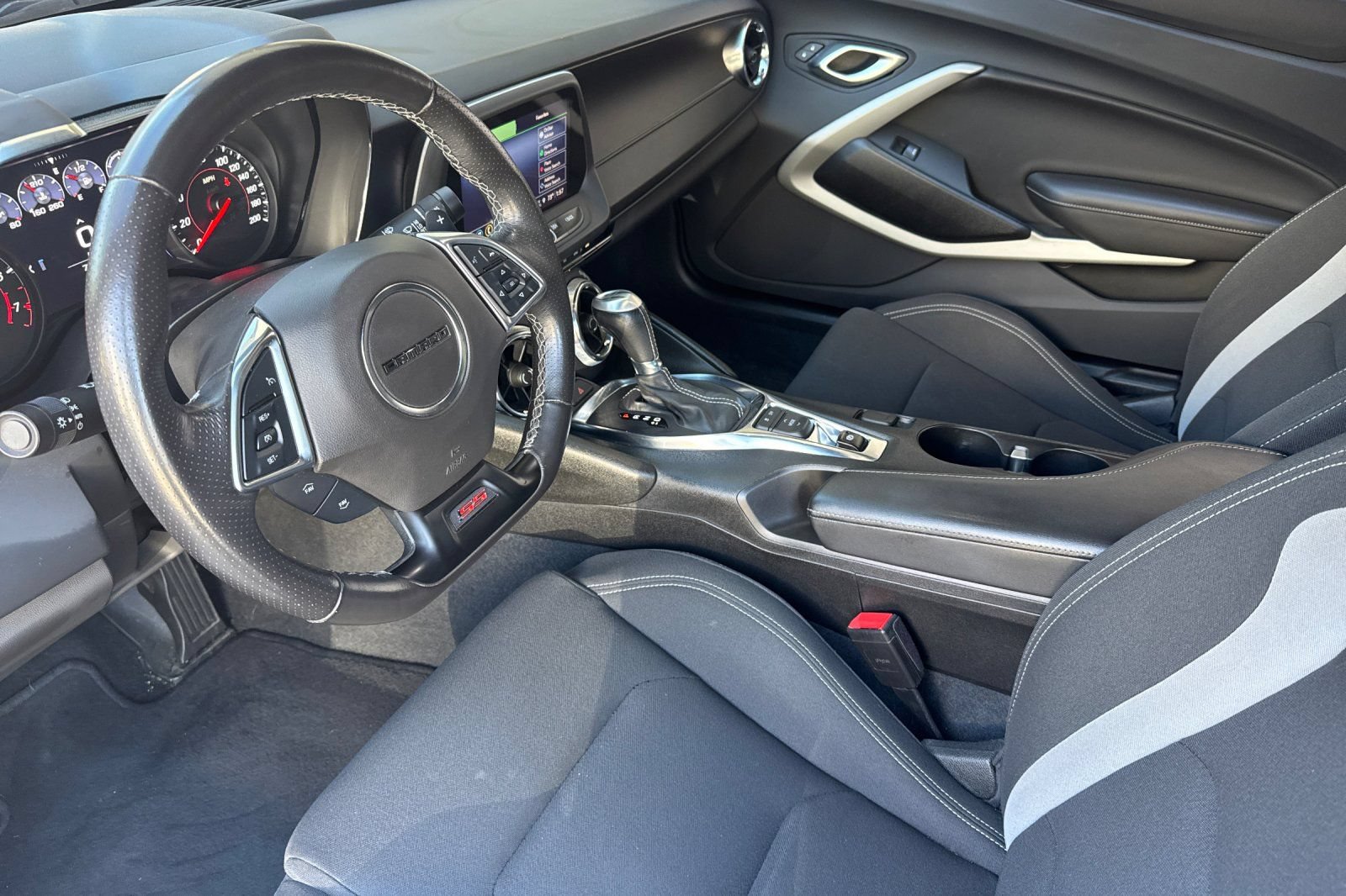 Used 2022 Chevrolet Camaro SS RWD image 11