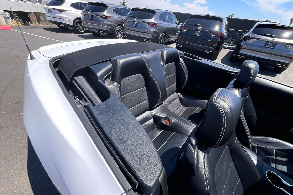 Used 2023 Ford Mustang Premium RWD image 24