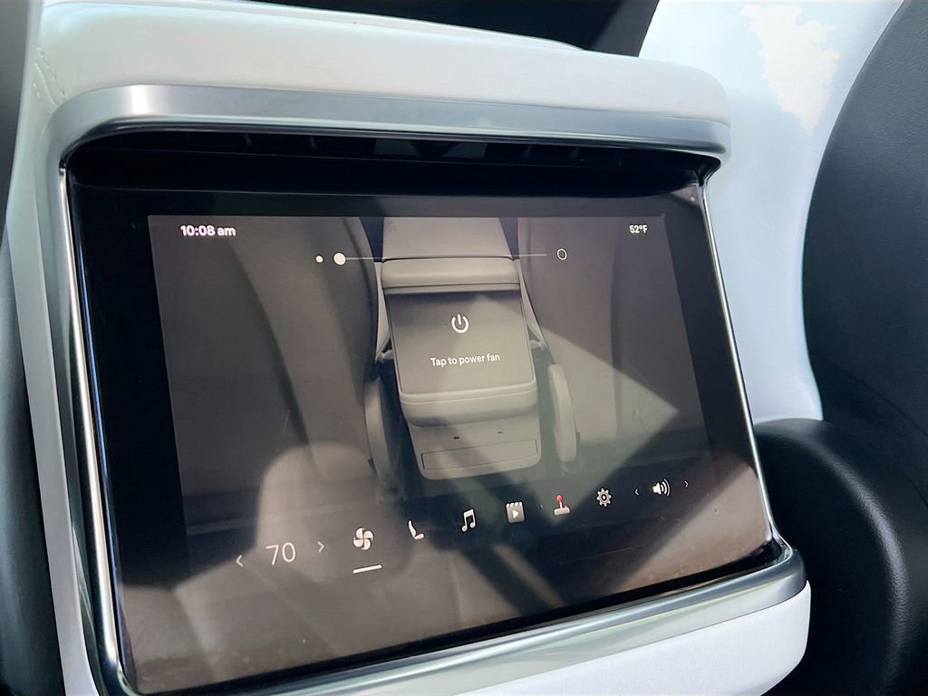 Used 2022 Tesla Model X image 25