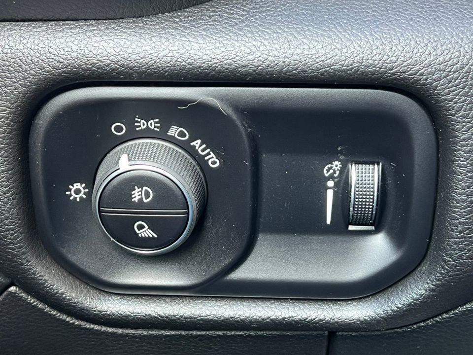 Used 2023 RAM 1500 Big Horn image 17