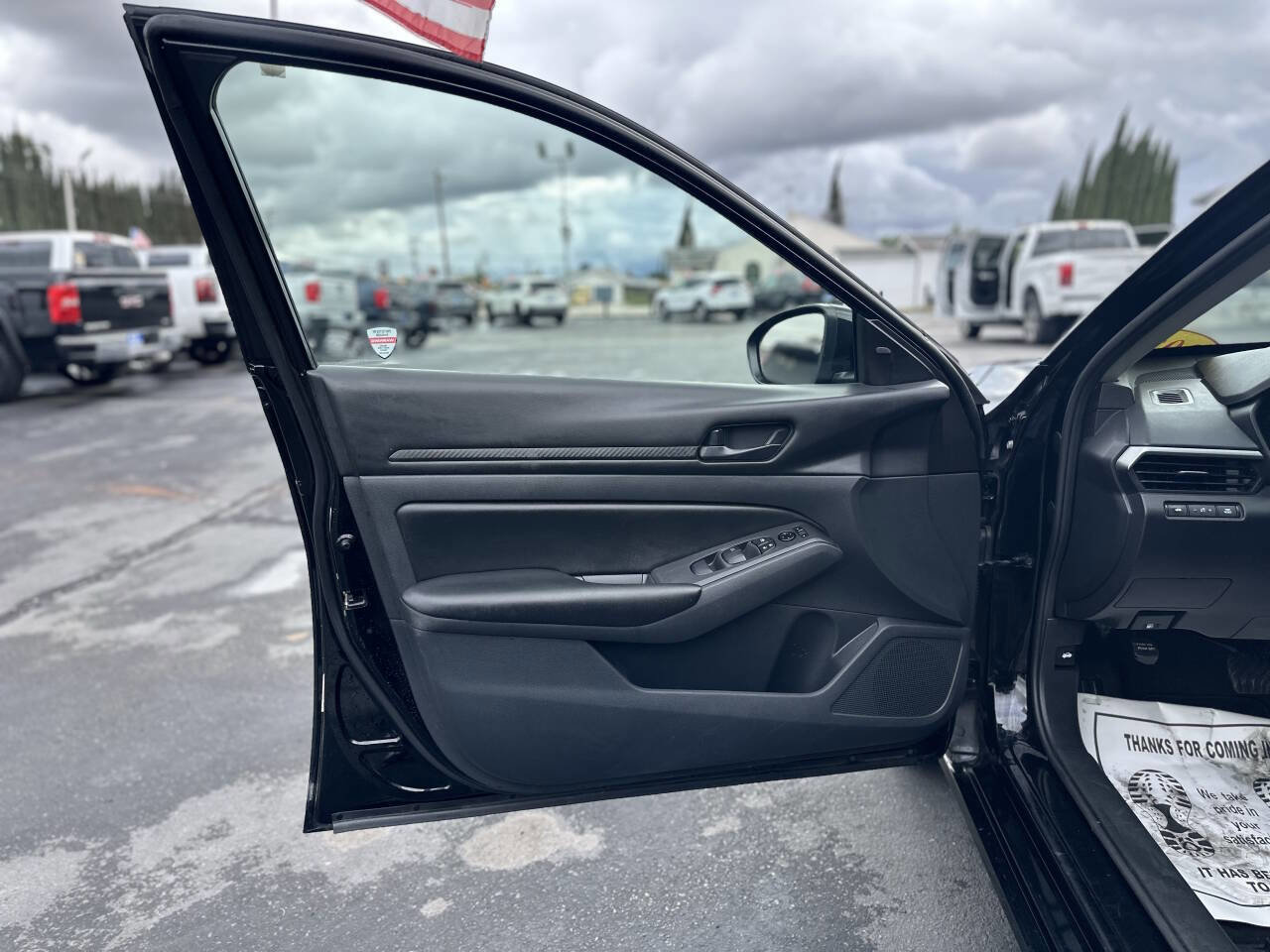 Used 2023 Nissan Altima 2.5 S image 9