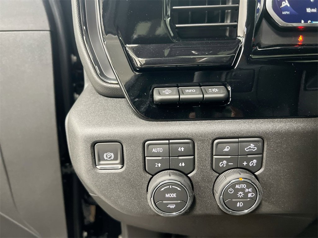 New 2026 Chevrolet Silverado 2500 ZR2 image 18