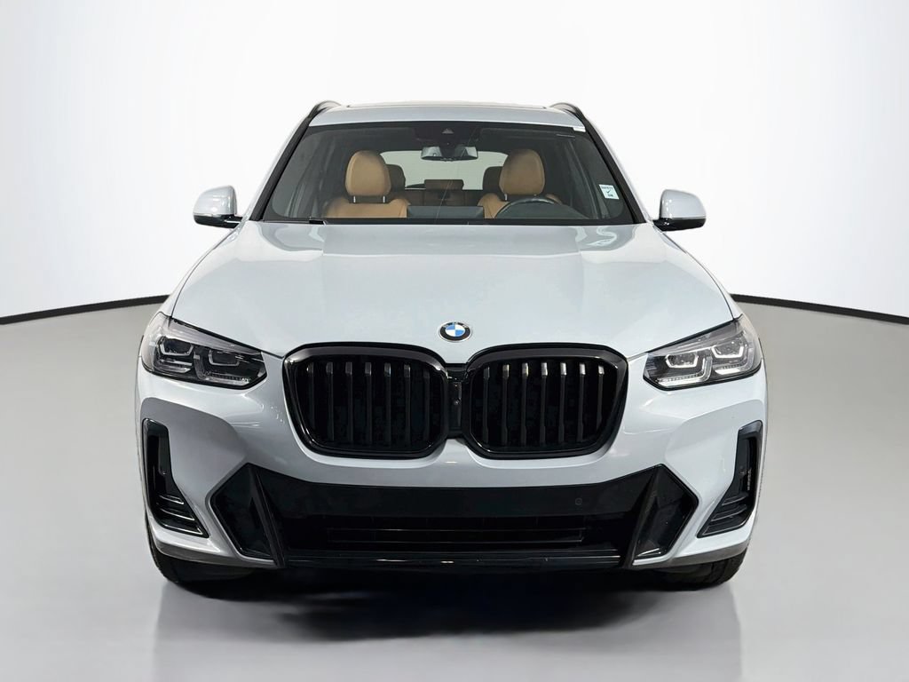 Used 2024 BMW X3 xDrive30i w/ Premium Package AWD/4WD image 2