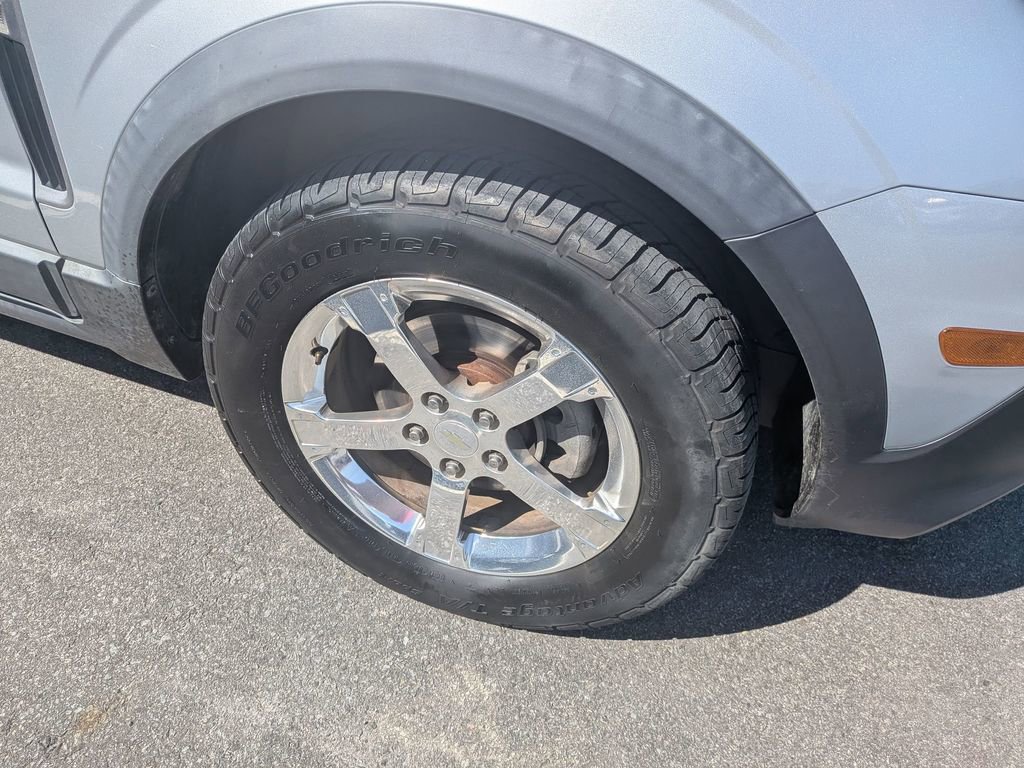 Used 2012 Chevrolet Captiva Sport LS FWD image 12