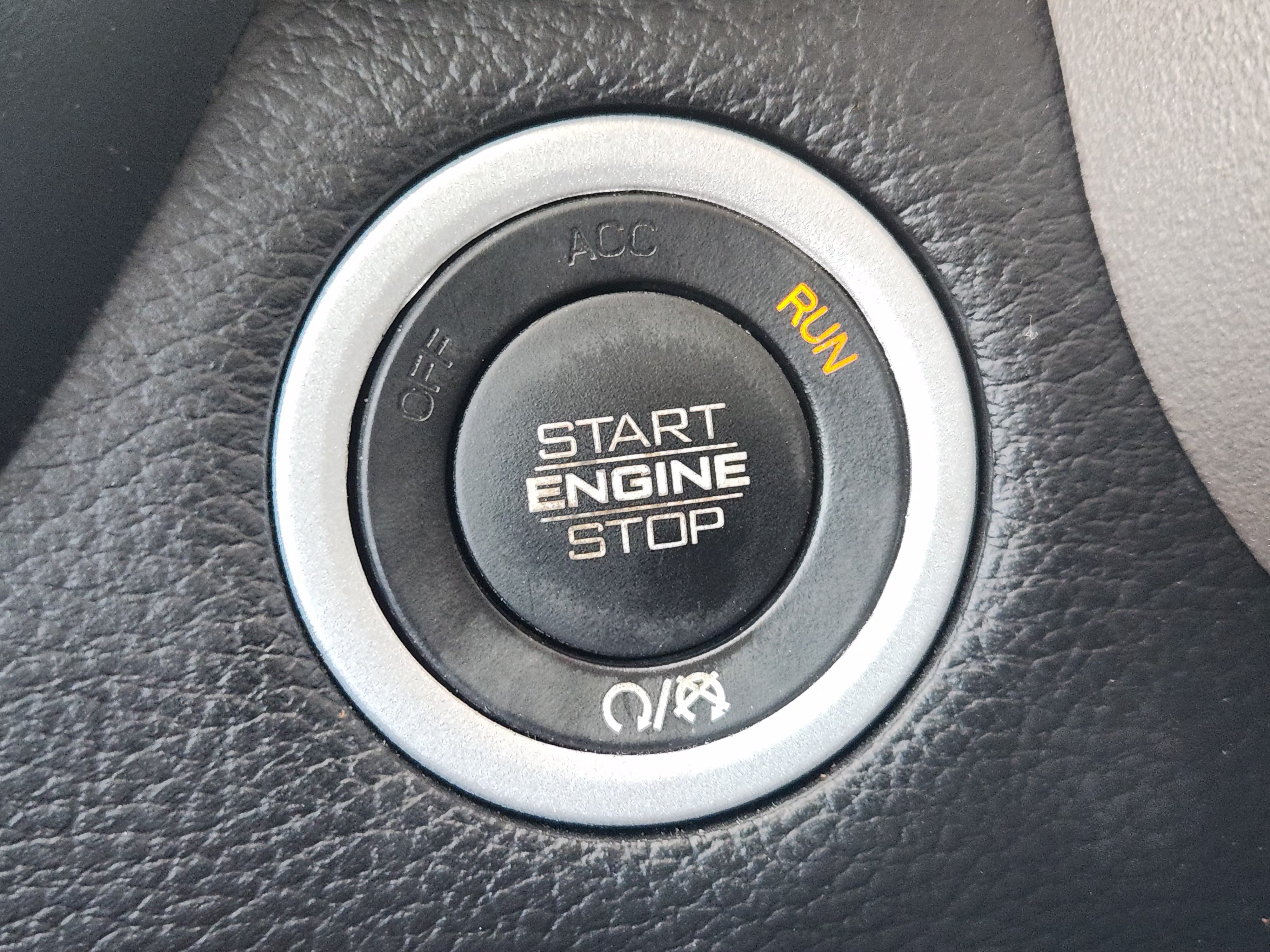 Used 2022 RAM 1500 Laramie AWD/4WD image 22