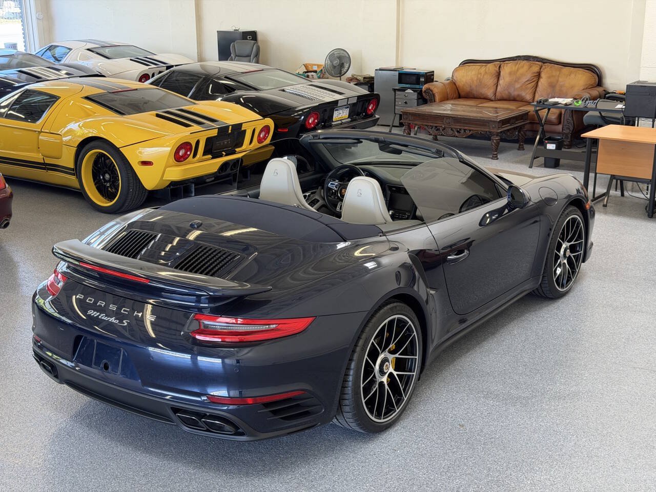 Used 2019 Porsche 911 Turbo S AWD/4WD image 28
