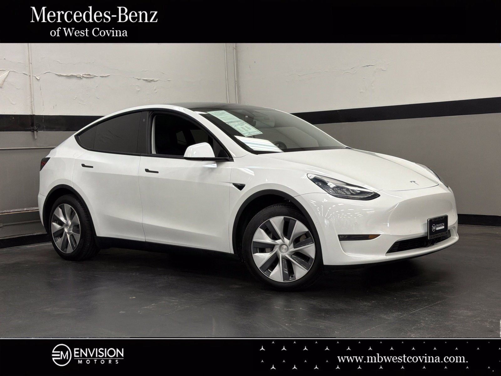 Used 2020 Tesla Model Y Long Range AWD/4WD image 1