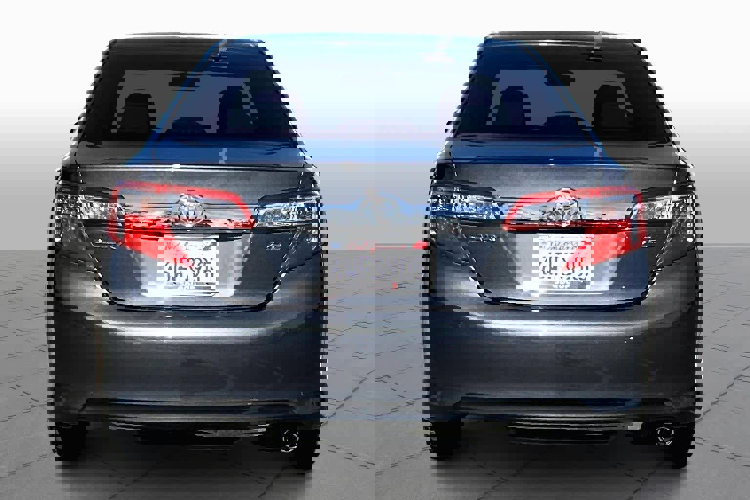 Used 2012 Toyota Camry XLE image 4