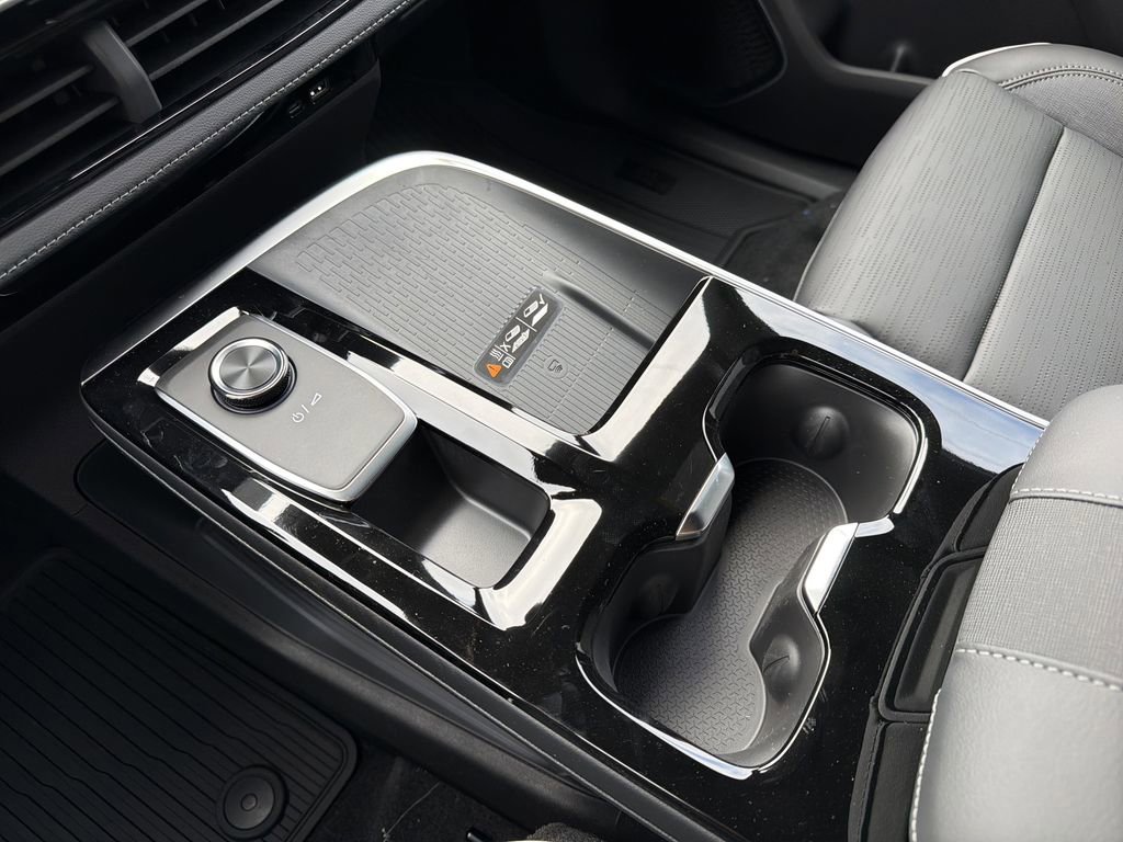 New 2026 Buick Enclave Sport Touring w/ Power Package FWD image 7