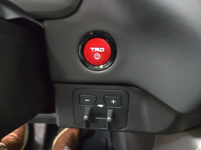 New 2026 Toyota Sequoia Platinum AWD/4WD image 34