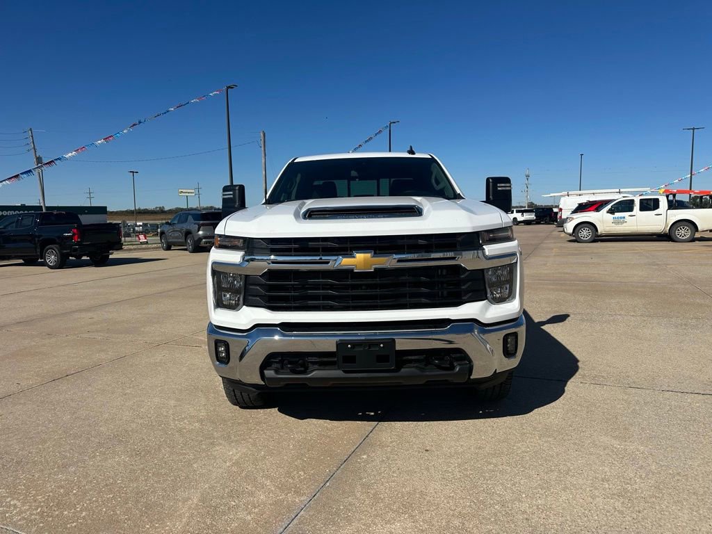 New 2026 Chevrolet Silverado 2500 LT image 11