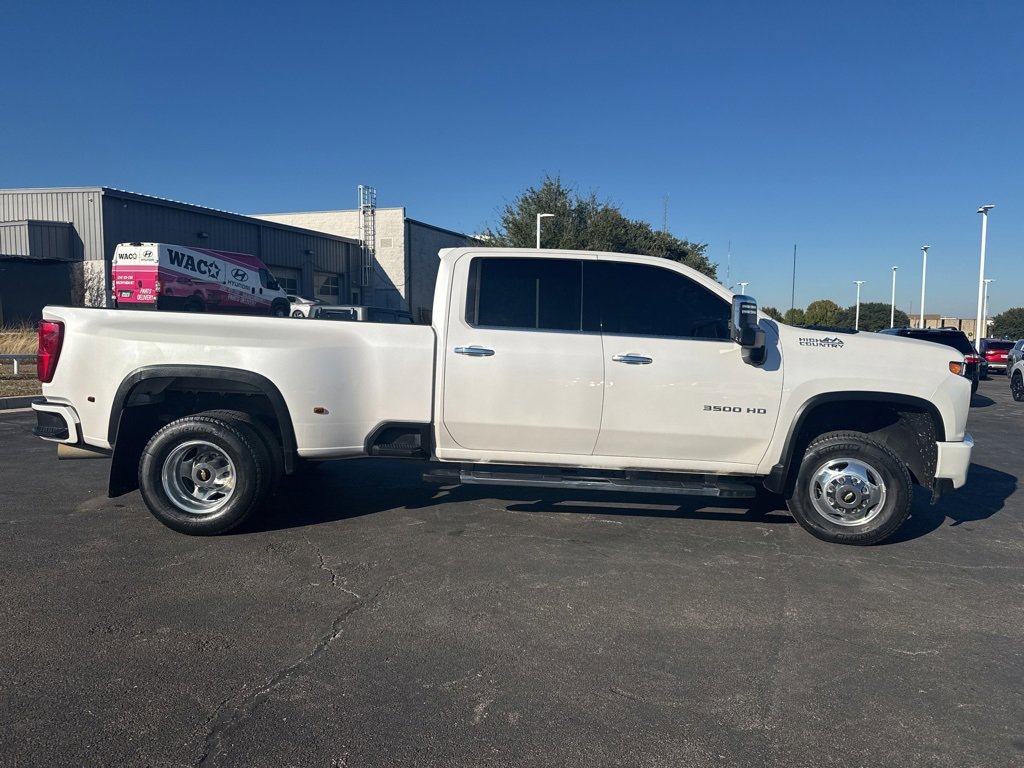 Used 2023 Chevrolet Silverado 3500 High Country image 2