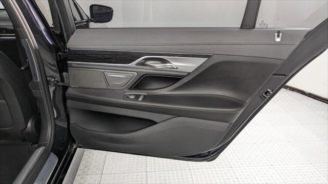 Used 2019 BMW 740i 740I w/ M Sport Package image 21