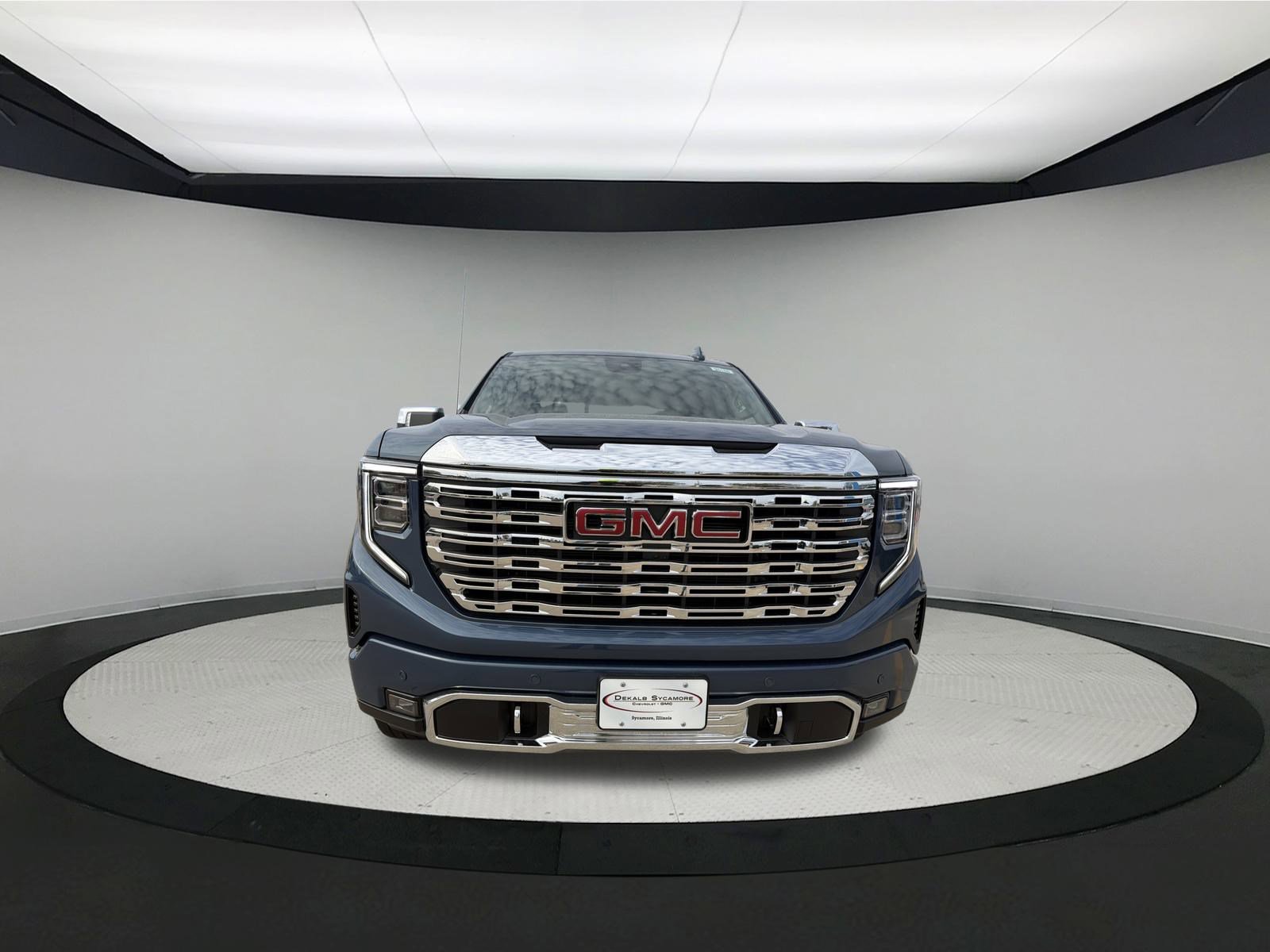 New 2026 GMC Sierra 1500 Denali w/ Denali Reserve Package image 2