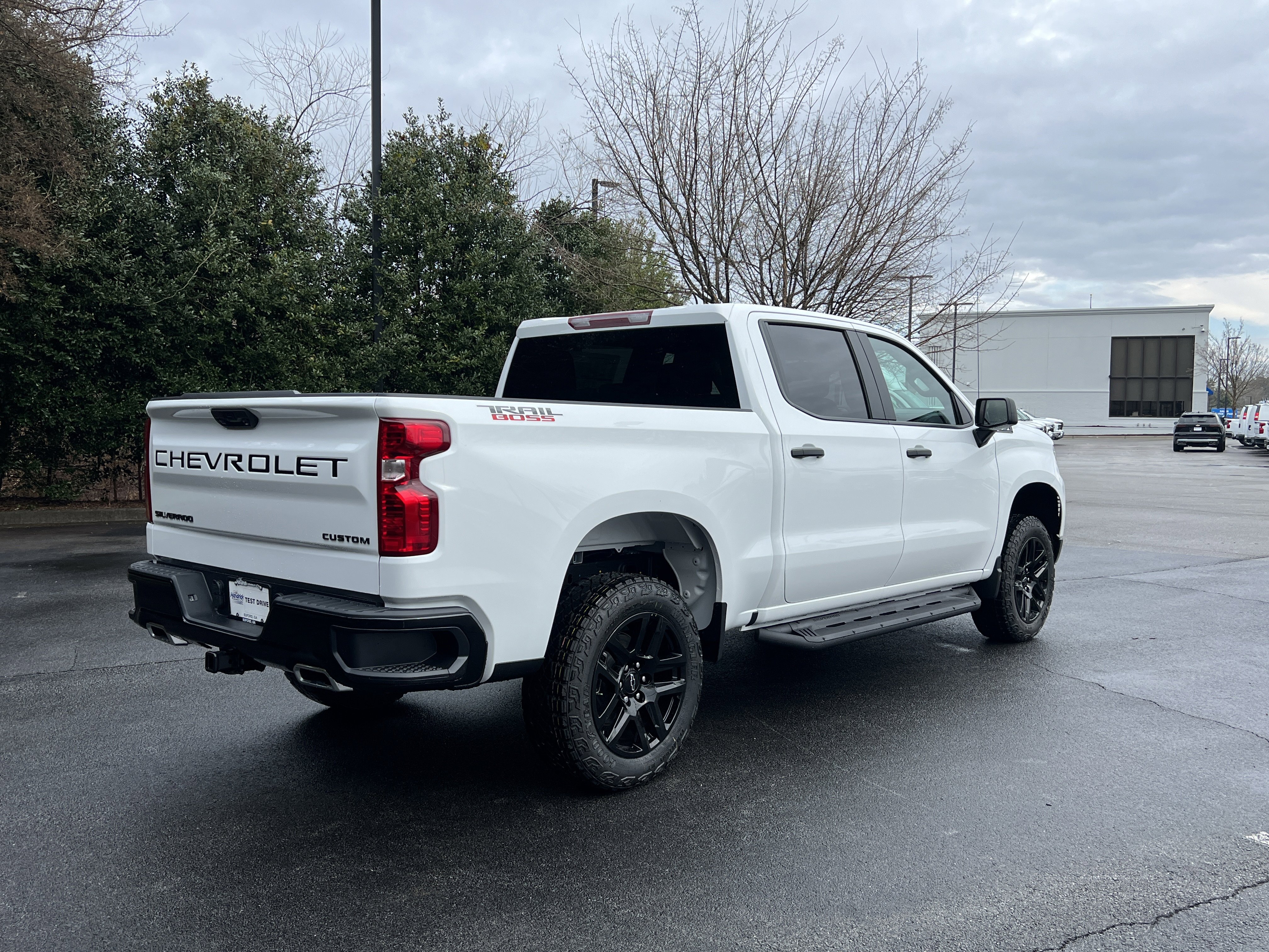 New 2026 Chevrolet Silverado 1500 Custom Trail Boss w/ LPO, Dark Essentials Package image 9
