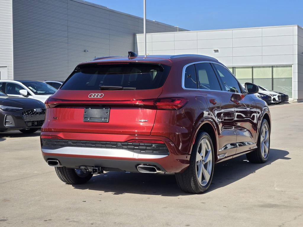 Certified 2025 Audi Q5 Prestige image 8