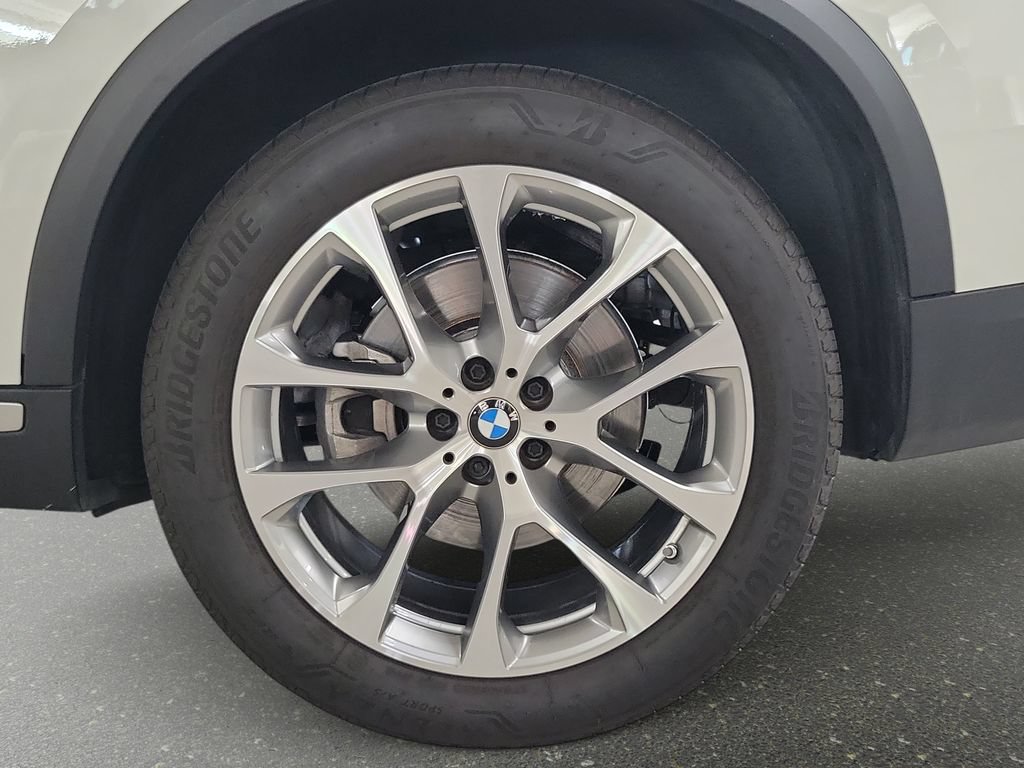 Certified 2024 BMW X5 sDrive40i RWD image 32