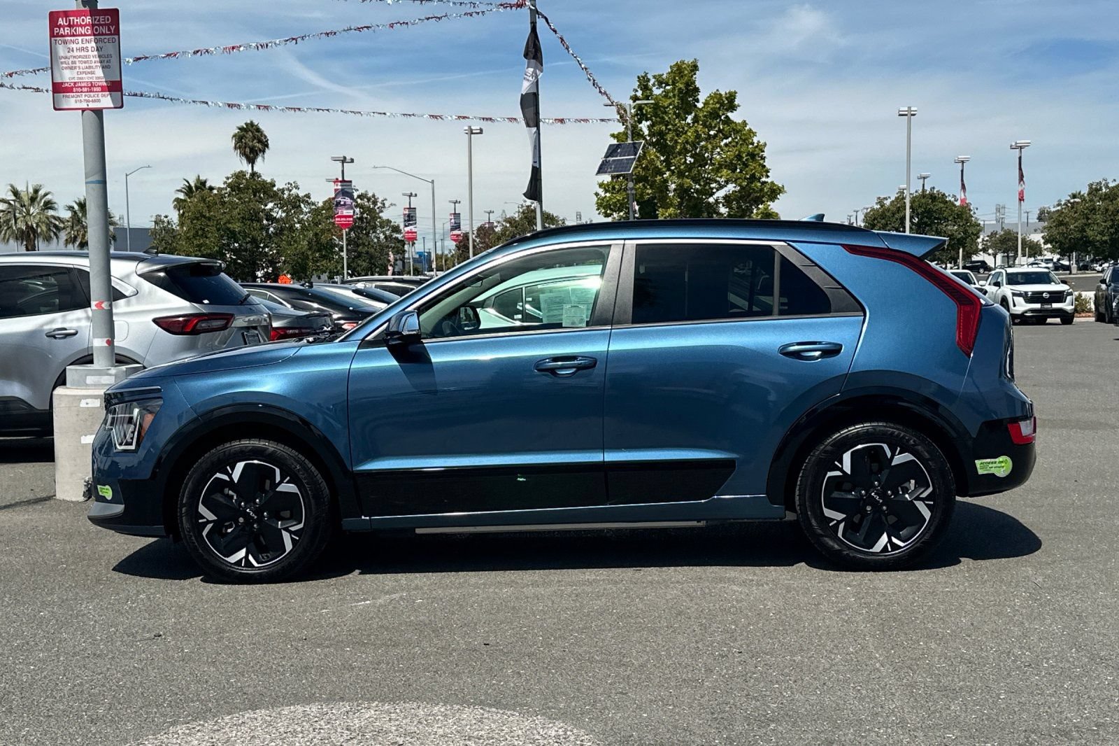 Used 2023 Kia Niro Wind FWD image 7