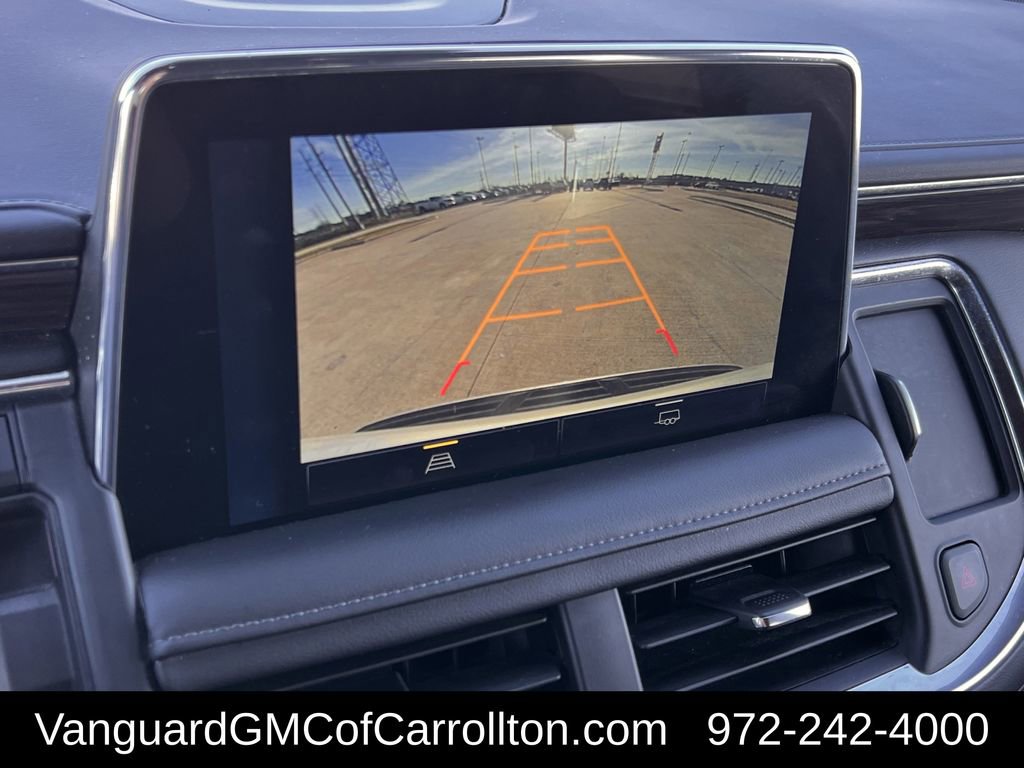 Used 2024 Chevrolet Suburban LT image 18