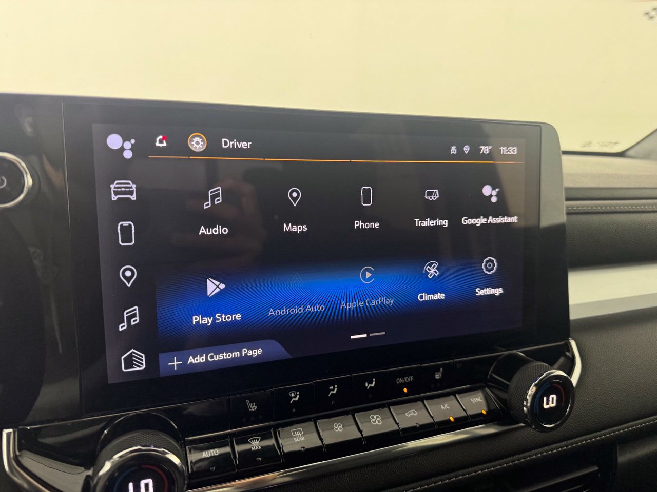 Used 2023 Chevrolet Colorado LT w/ LT Convenience Package II AWD/4WD image 21