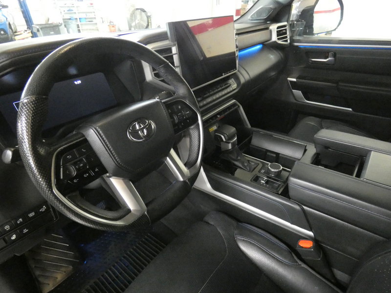 Used 2023 Toyota Tundra Platinum AWD/4WD image 9