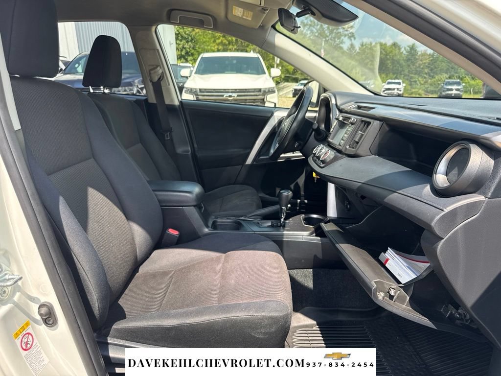 Used 2017 Toyota RAV4 LE w/ All Weather Liner Package AWD/4WD image 43