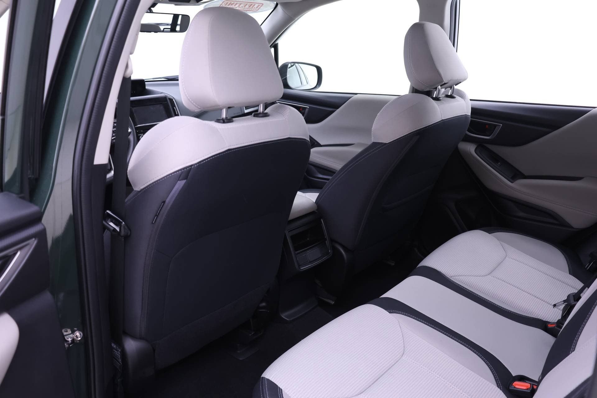 Used 2023 Subaru Forester Base image 10