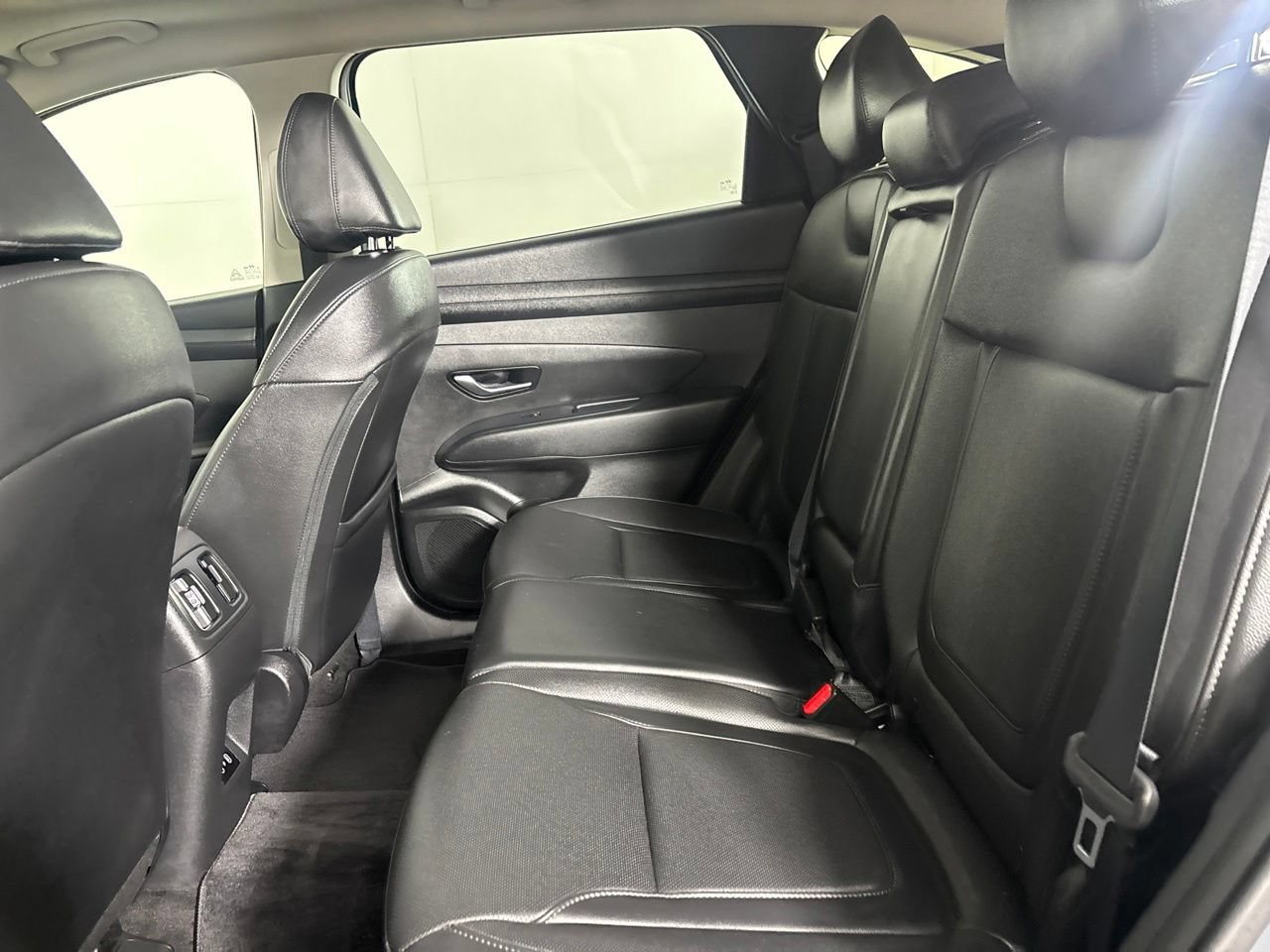 Used 2025 Hyundai Tucson SEL FWD image 24