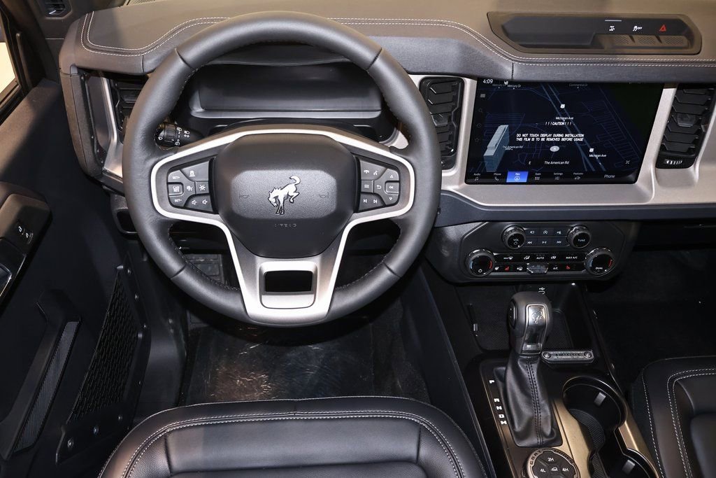 New 2026 Ford Bronco Outer Banks image 17