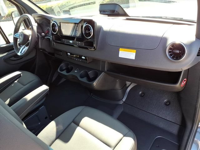 New 2026 Mercedes-Benz Sprinter 2500 image 18