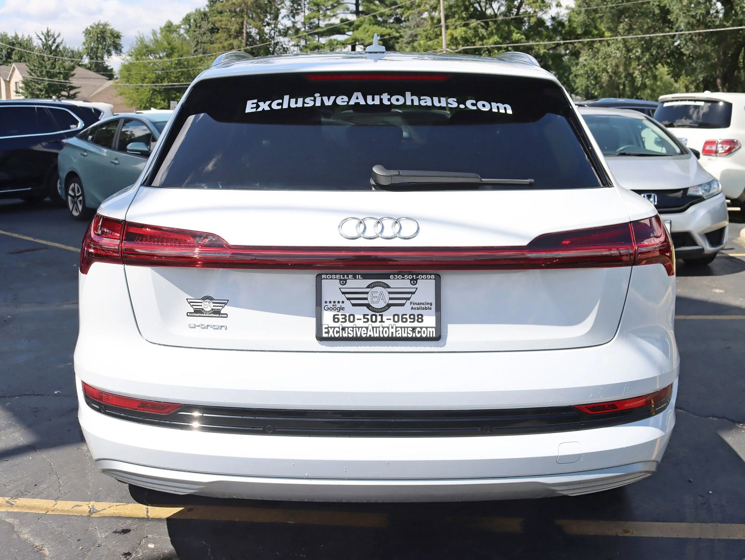 Used 2019 Audi e-tron Premium Plus image 16
