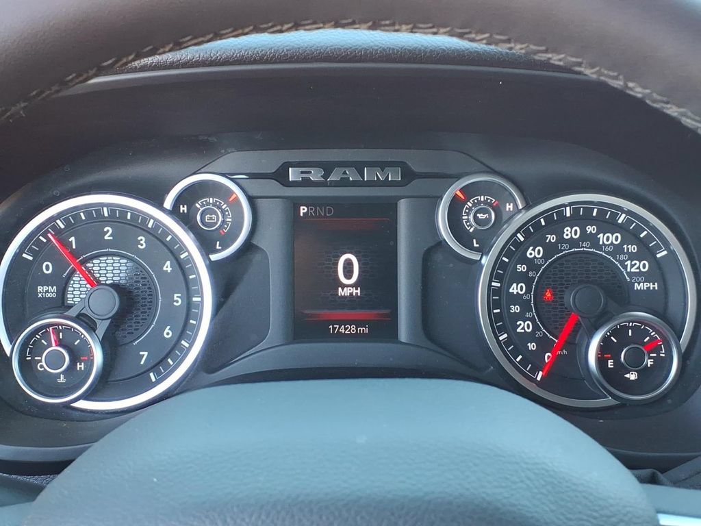 Used 2026 RAM 2500 Big Horn AWD/4WD image 2
