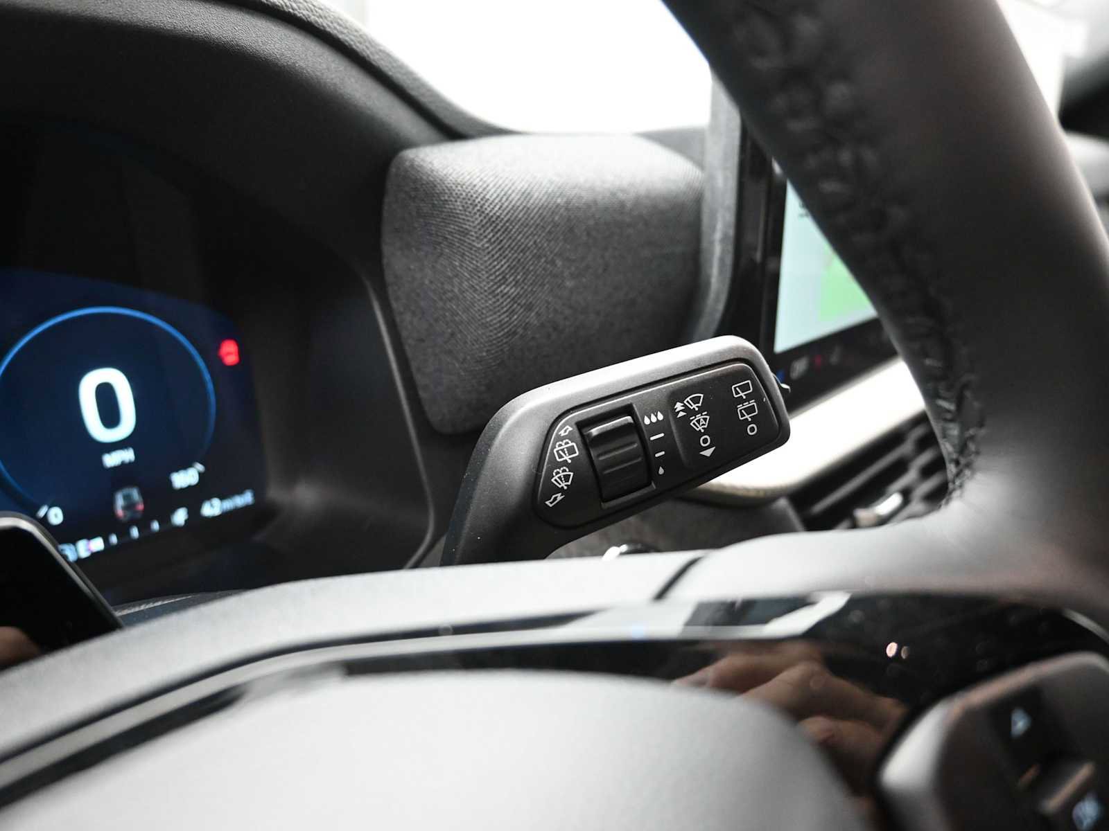 New 2026 Ford Explorer Platinum image 33