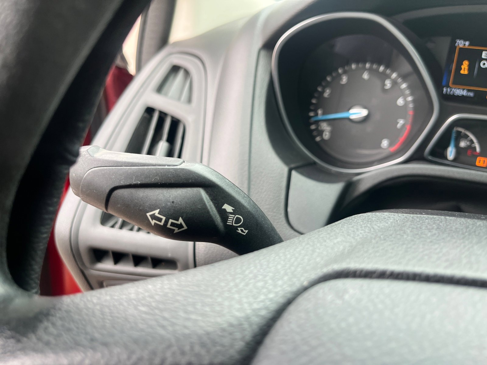 Used 2017 Ford Focus SEL image 12