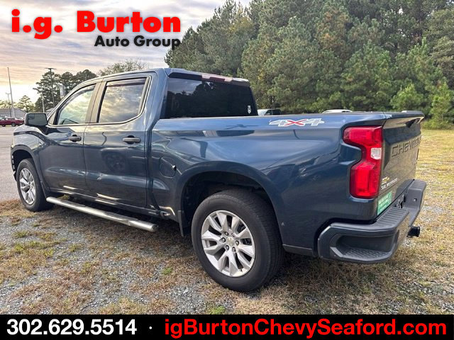 Used 2020 Chevrolet Silverado 1500 Custom w/ Custom Value Package AWD/4WD image 4