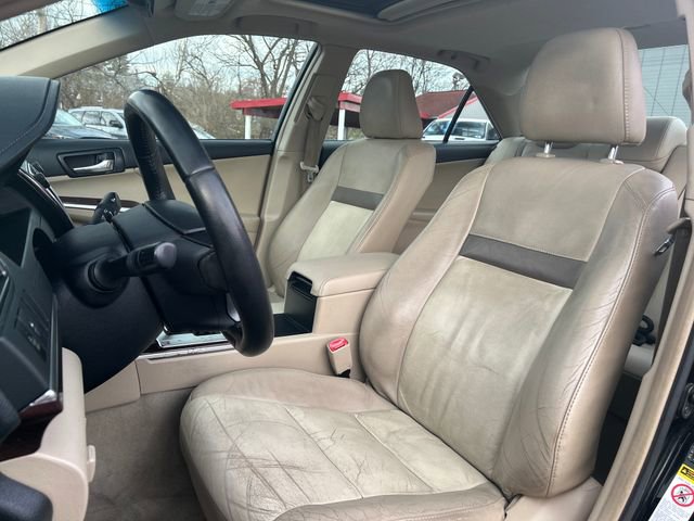 Used 2012 Toyota Camry XLE FWD image 10