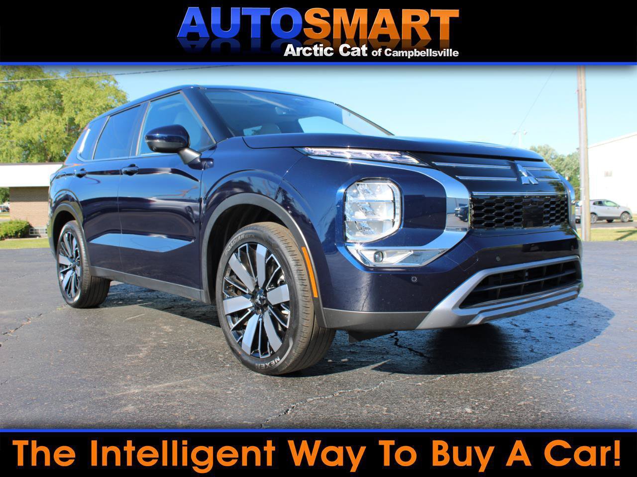 Used 2025 Mitsubishi Outlander SE FWD image 1