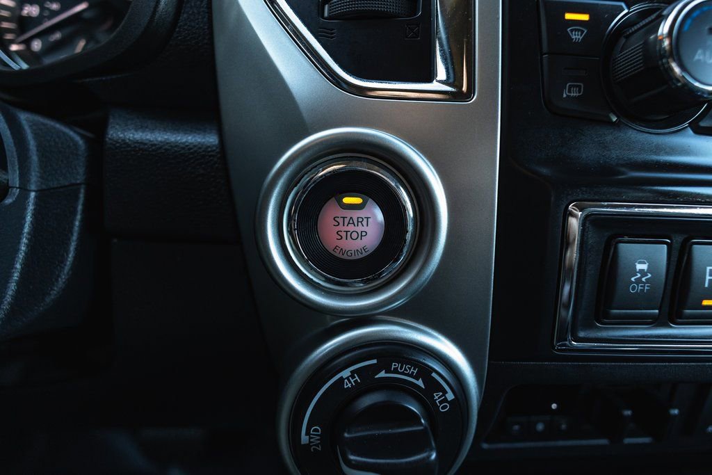 Used 2018 Nissan Titan PRO-4X image 21