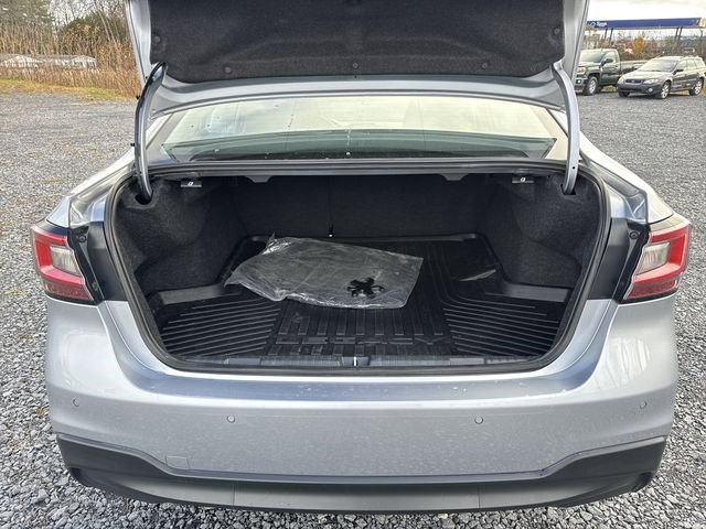 Used 2022 Subaru Legacy Limited image 27