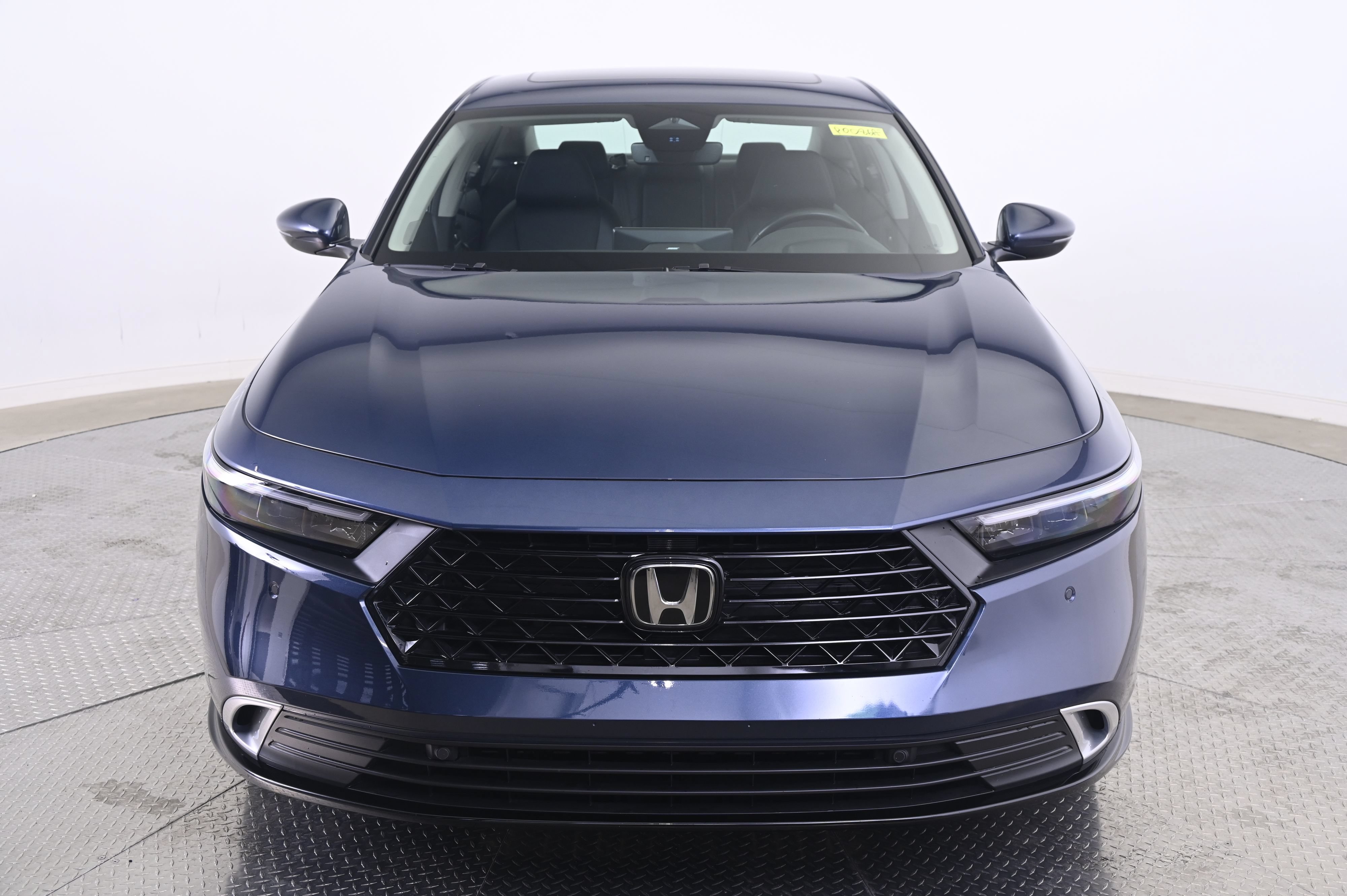 Used 2023 Honda Accord Touring image 10