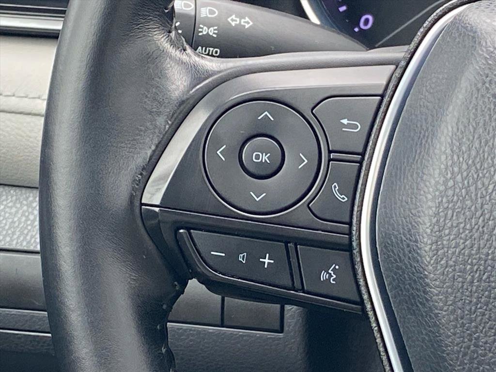 Used 2019 Toyota Camry SE image 8