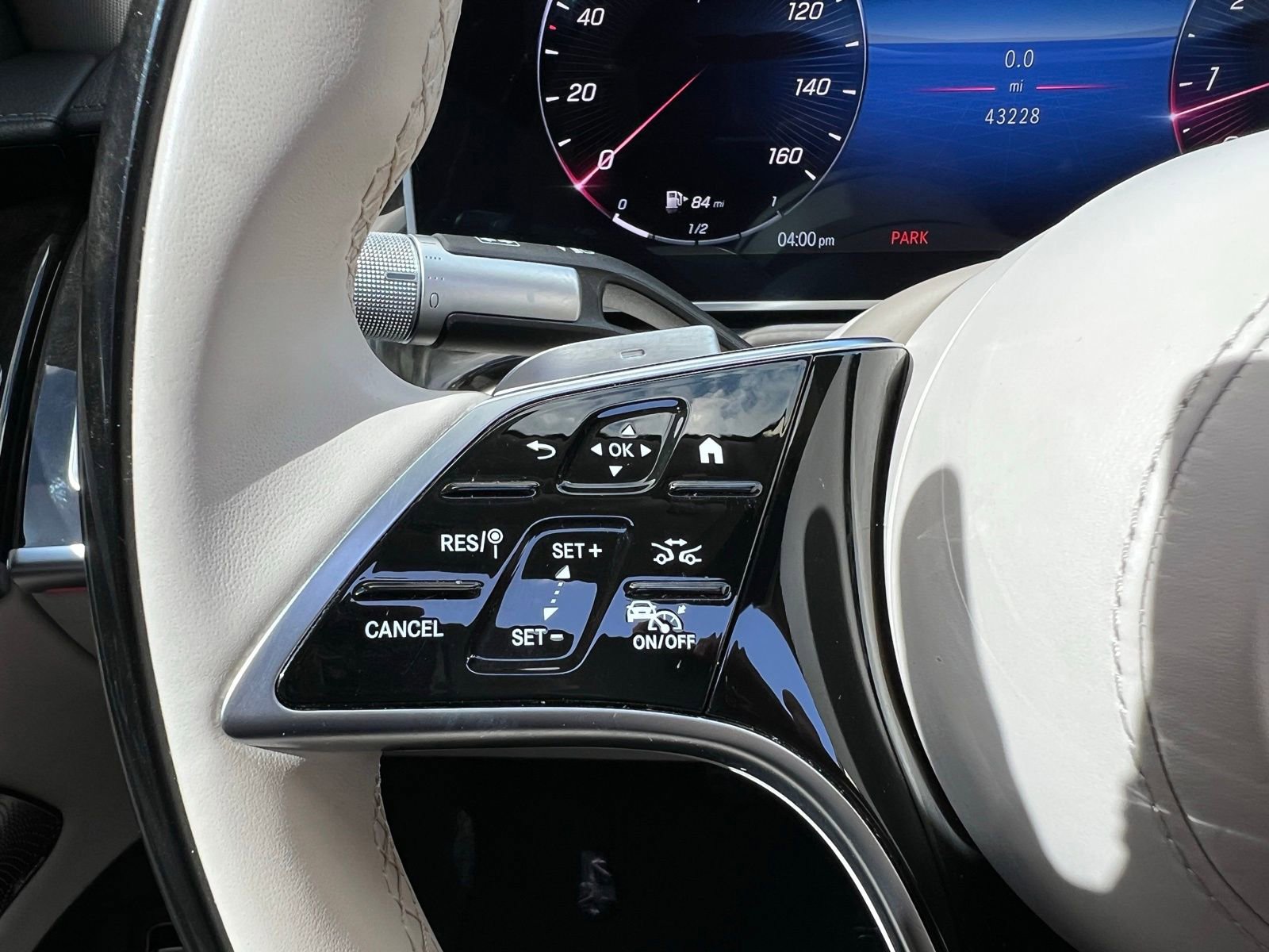 Used 2023 Mercedes-Benz S 500 4MATIC image 49