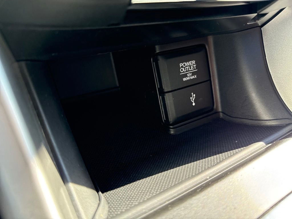 Used 2015 Honda Accord Sport image 29