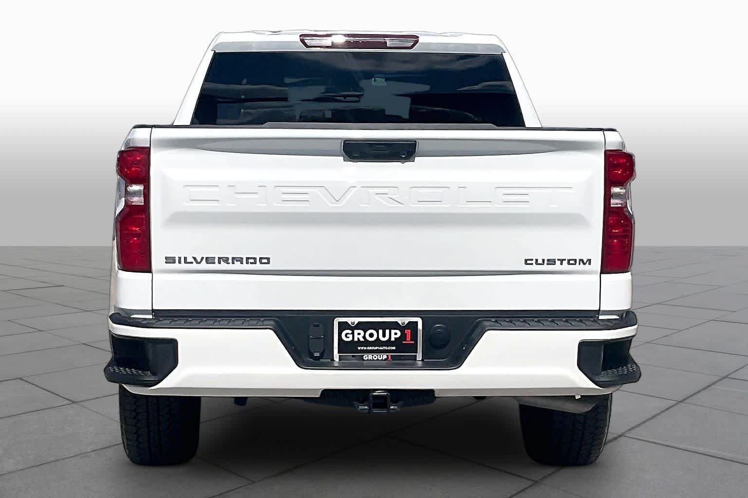 Used 2025 Chevrolet Silverado 1500 Custom w/ Turbomax Blackout Package RWD image 5