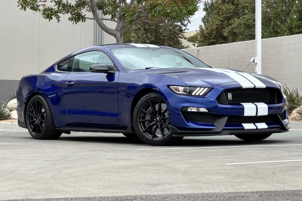 Used 2016 Ford Mustang Shelby GT350 w/ Technology Package RWD image 2